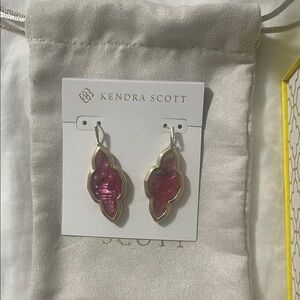 Kendra Scott light burgundy and Gold Earrings